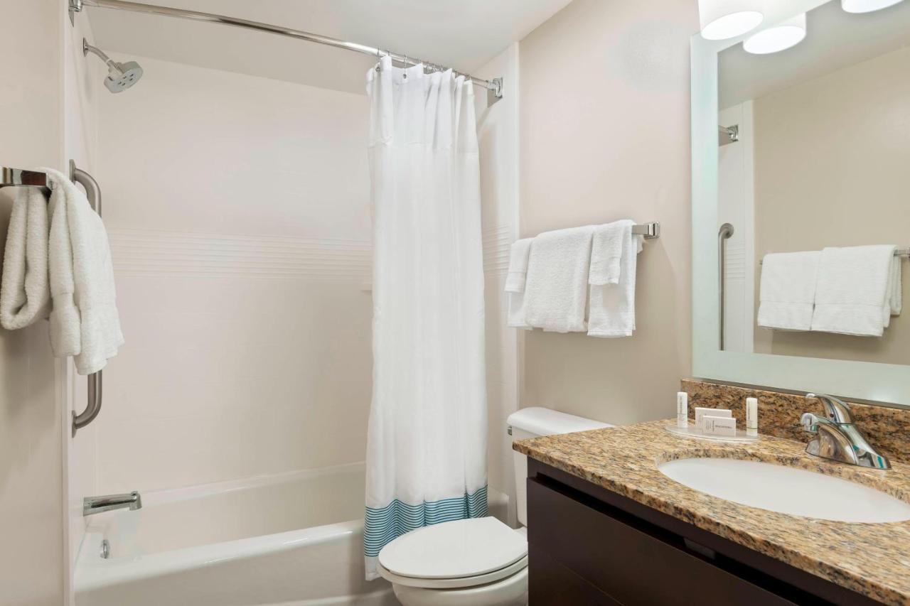 TownePlace Suites Savannah Midtown Bagian luar foto