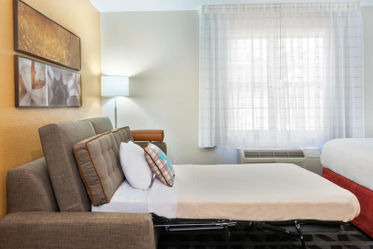TownePlace Suites Savannah Midtown Bagian luar foto