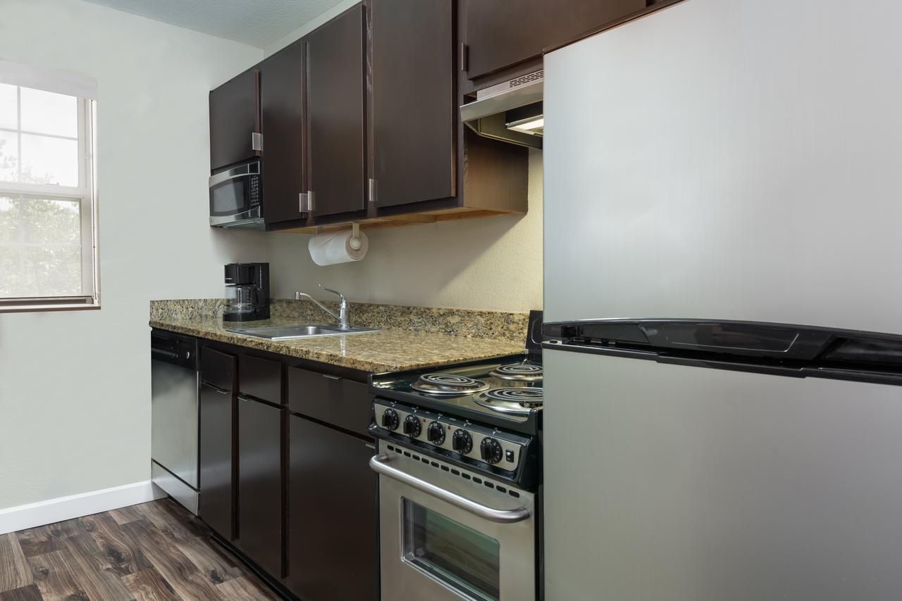 TownePlace Suites Savannah Midtown Bagian luar foto