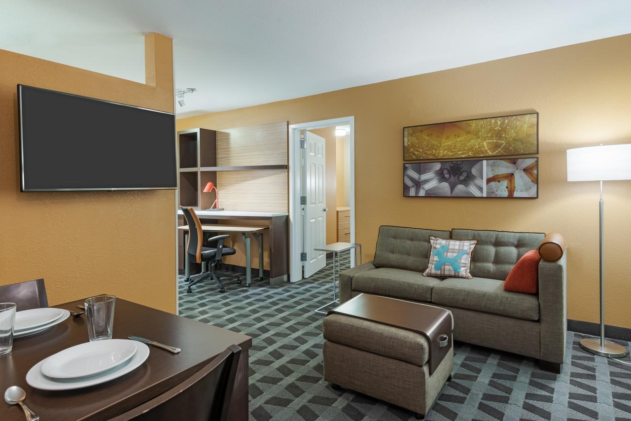 TownePlace Suites Savannah Midtown Bagian luar foto